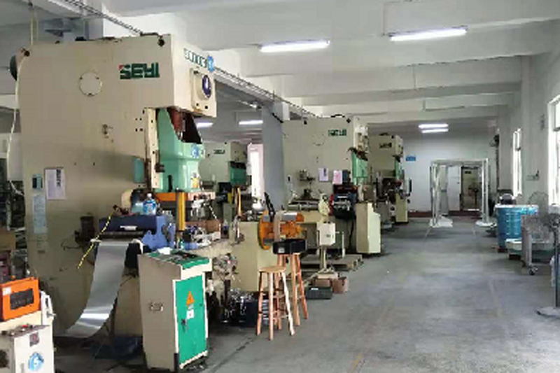 How to properly clean stainless steel shell processed products?